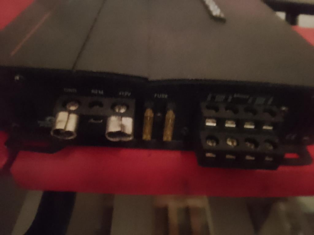Renegade RXA 1100 4-kanaals versterker, Overige merken, Ophalen of Verzenden, 120 watt of meer, Gebruikt