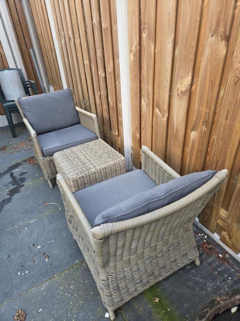 Loungeset tuinset met 2 stoelen en bijzettafel, Tuin en Terras, Gebruikt, Bijzettafel, Loungeset, Wicker