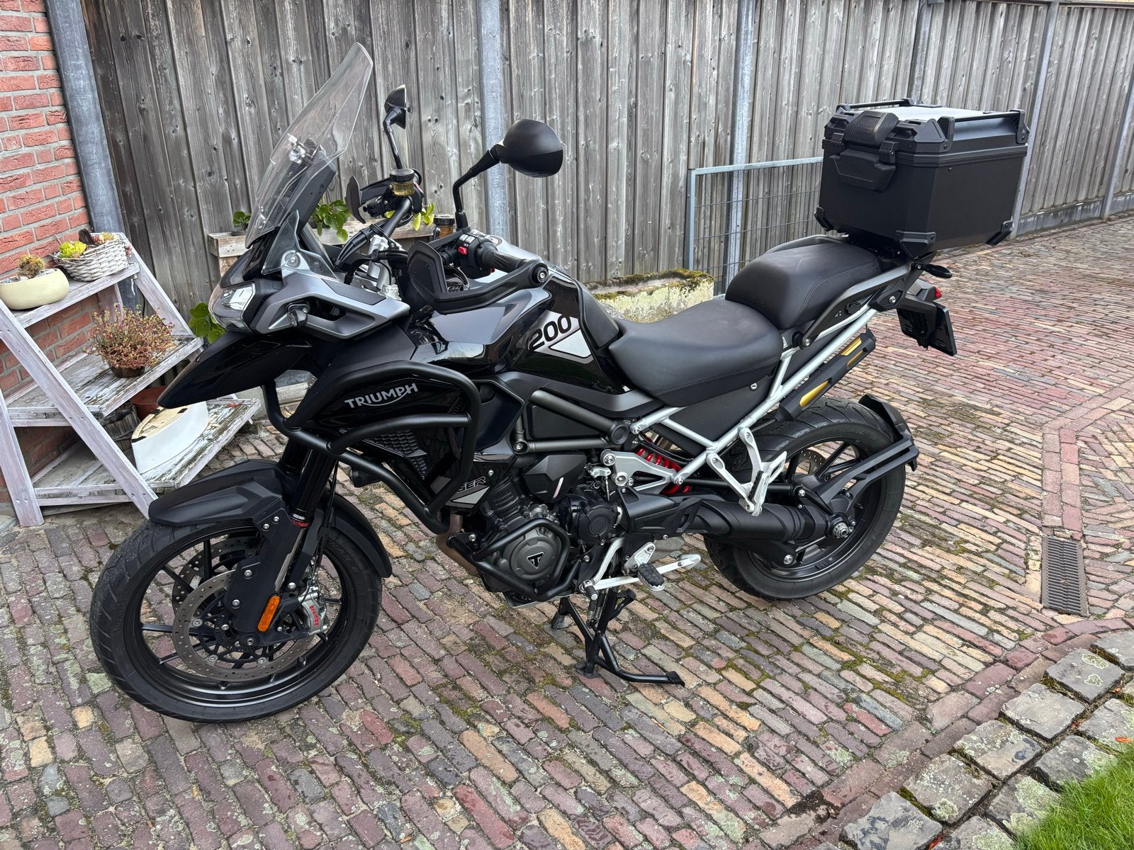 Triumph Tiger 1200 GT PRO met topkoffer, Motoren, Handvatverwarming, Motorrijbewijs A, Gebruikt, 3 cilinders