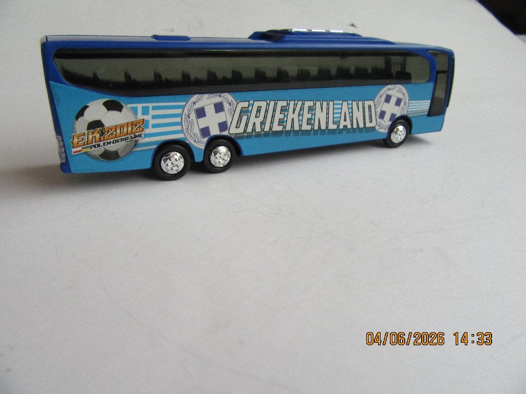 miniatuur bus, Hobby en Vrije tijd, Modelauto's | 1:87, Ophalen of Verzenden, Zo goed als nieuw, Bus of Vrachtwagen, Overige merken