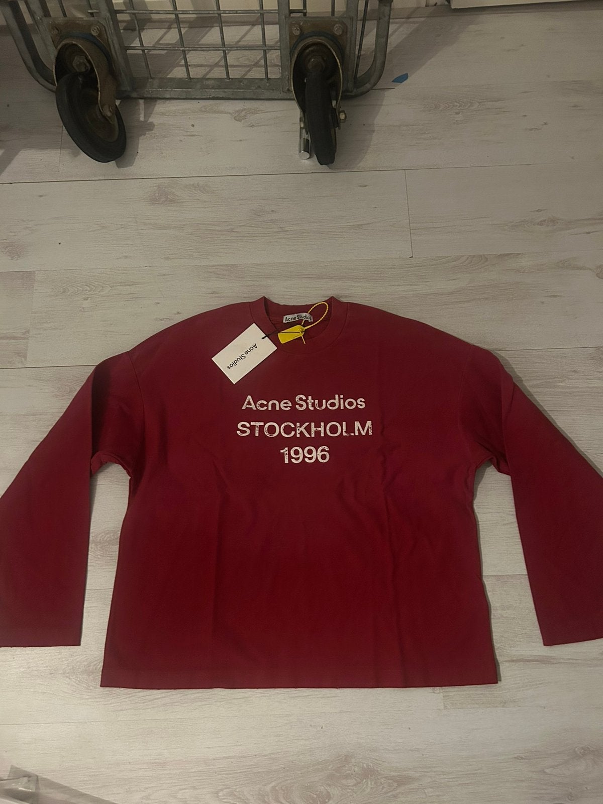 Acne studios longsleeve, Ophalen of Verzenden, Zo goed als nieuw, Maat 46 (S) of kleiner