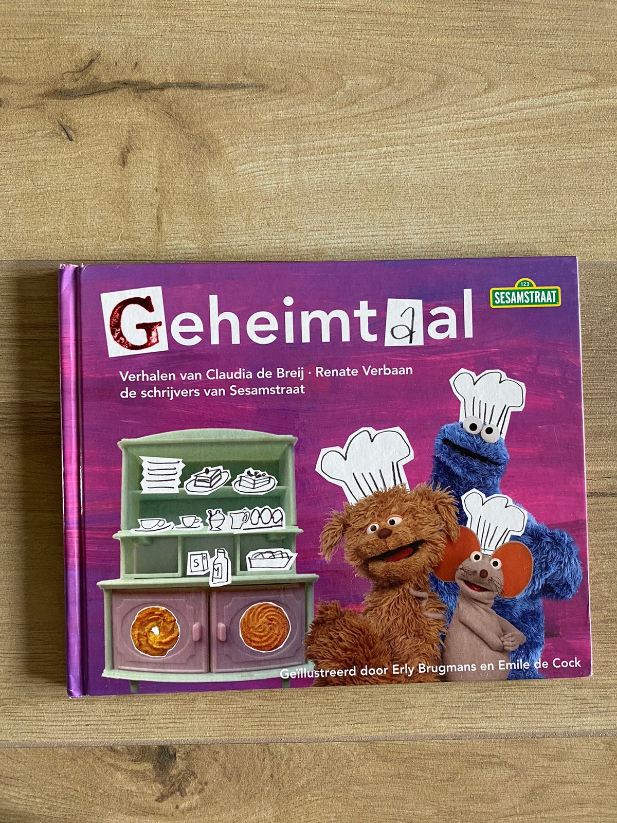 Kinderboek: Sesamstraat - Geheimtaal, Fictie algemeen, Jongen of Meisje, Ophalen of Verzenden, Zo goed als nieuw