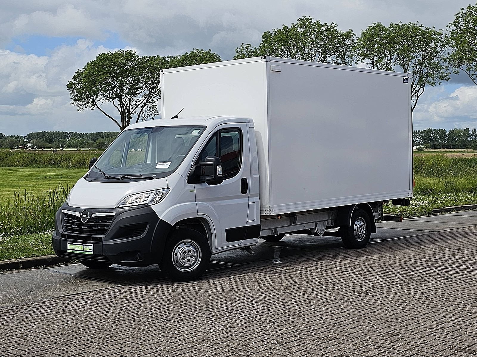 Opel Movano 3.5t L4 Bakwagen Laadklep Hollandia Airco 3 Zits, Voorwielaandrijving, Stof, Gebruikt, 4 cilinders