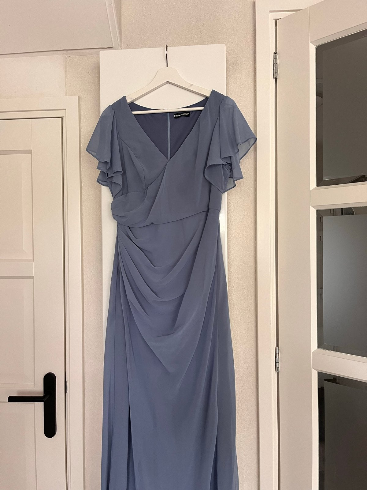 Elegante blauwe galajurk, maat 40/42 - slechts 1 keer gedrag, Ophalen of Verzenden, Zo goed als nieuw, Maat 38/40 (M), Blauw