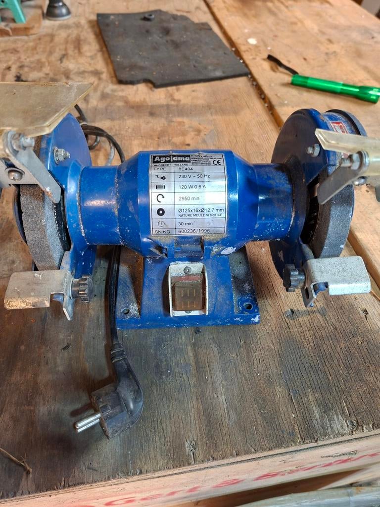 Agrojama Werkbankslijpmachine 120W - Type 8E404, Doe-het-zelf en Verbouw, Gereedschap | Slijpmachines, Gebruikt, Werkbankslijpmachine