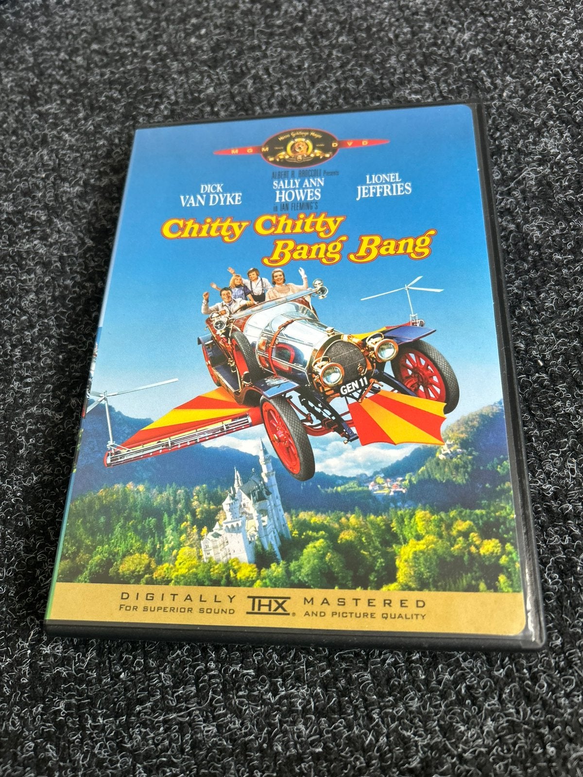 Chitty chitty bang bang op dvd regio 1, Alle leeftijden, Ophalen of Verzenden, Gebruikt
