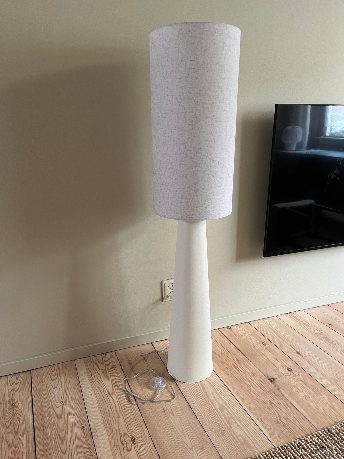 Moderne Vloerlamp Tius Off-White - Kwantum, Ophalen, Textiel, E27 (groot), Zo goed als nieuw