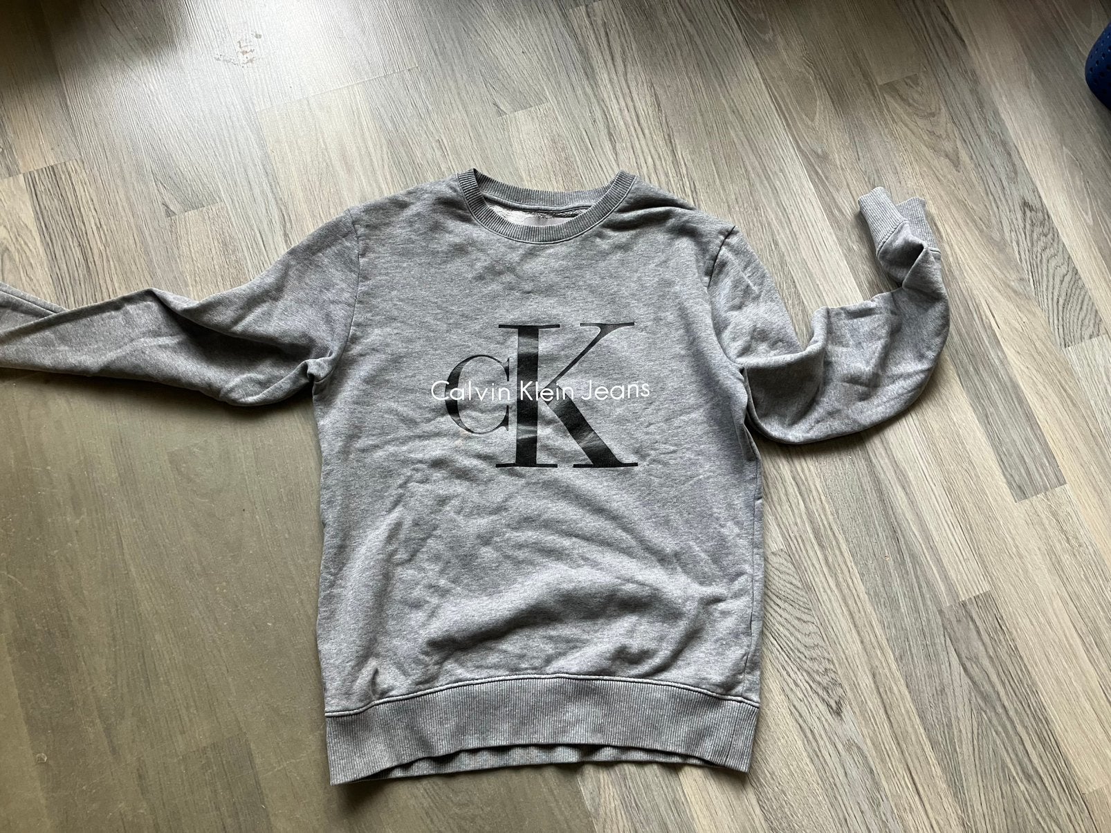 2 mooie truien Calvin Klein mast S bijna gratis, Ophalen of Verzenden, Zo goed als nieuw