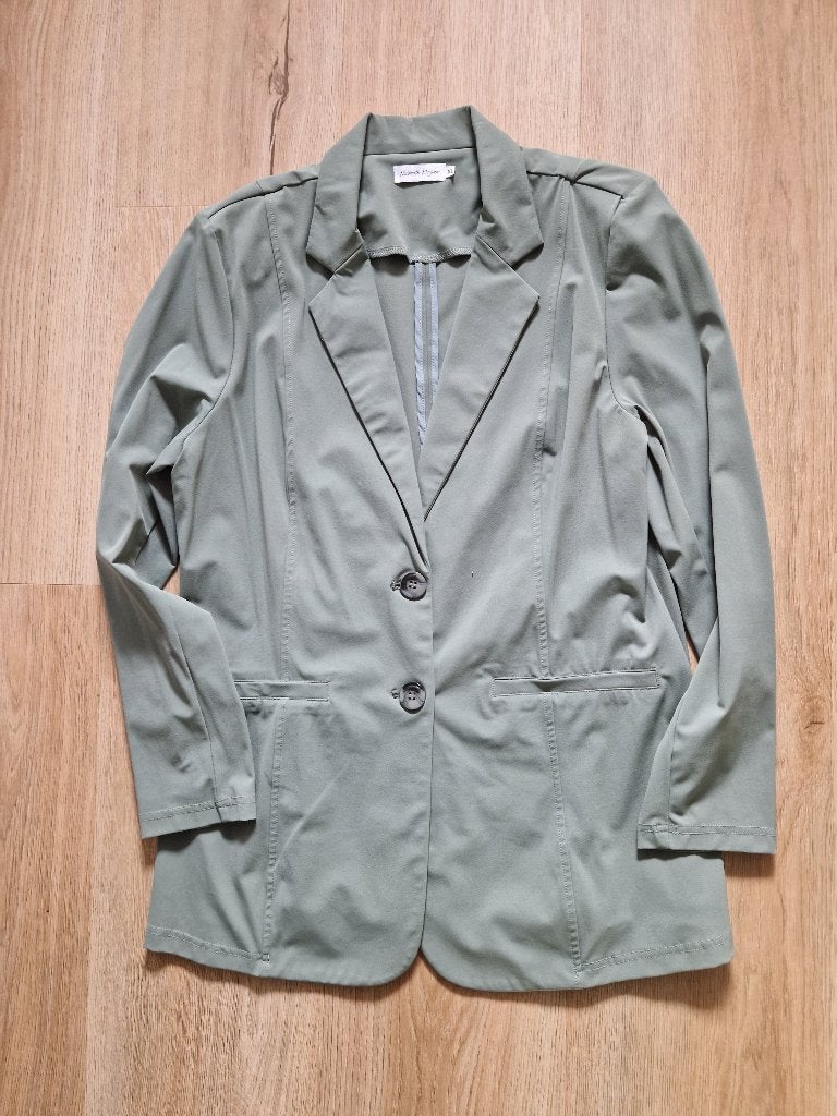 Nicolette Kluijver travelstof blazer kaki ZGAN, Maat 42/44 (L), Ophalen of Verzenden, Zo goed als nieuw, Jasje