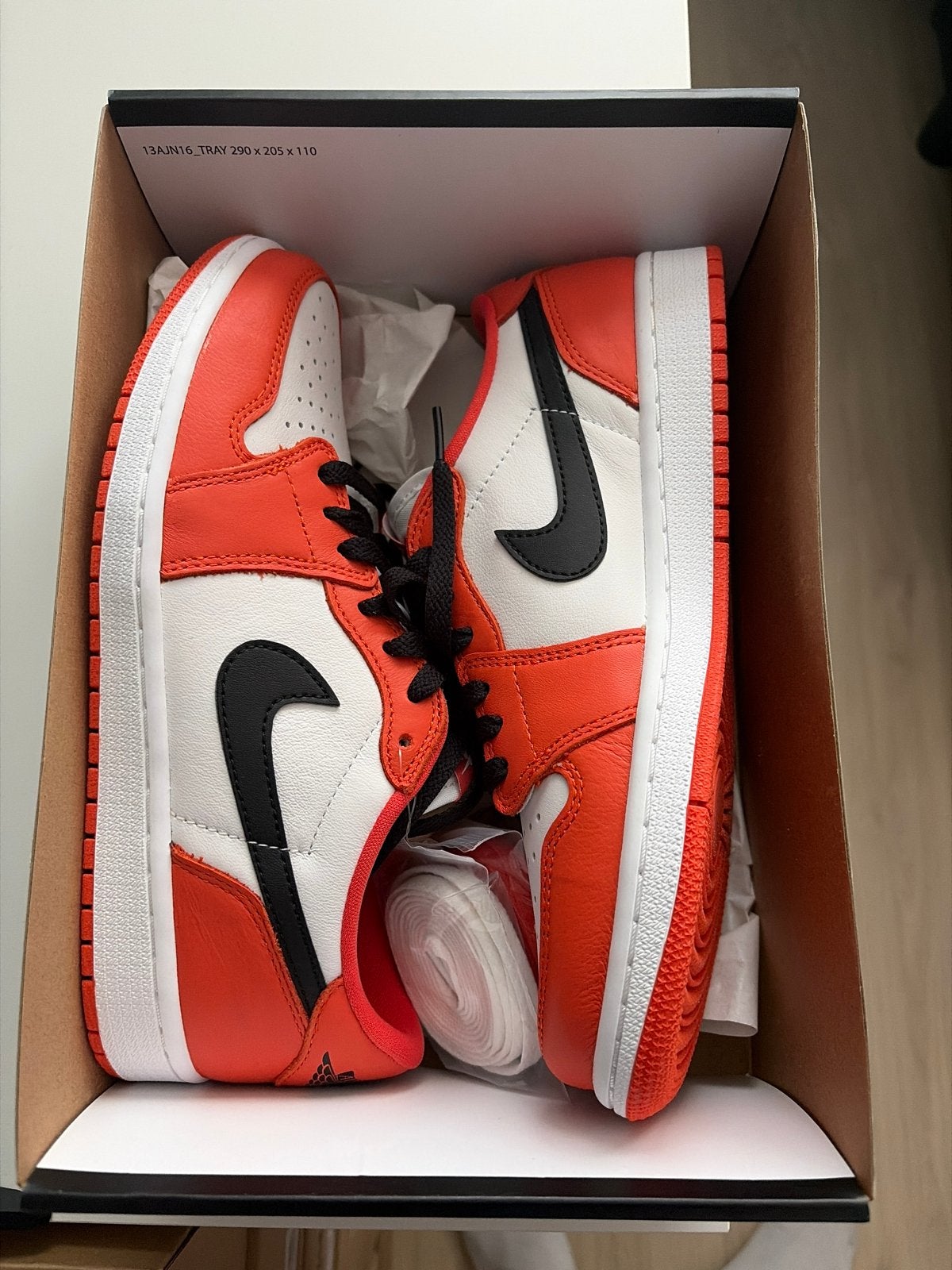 Nike Air Jordan 1 Low OG Starfish - Maat 41, Ophalen of Verzenden, Nieuw, Oranje, Sneakers of Gympen