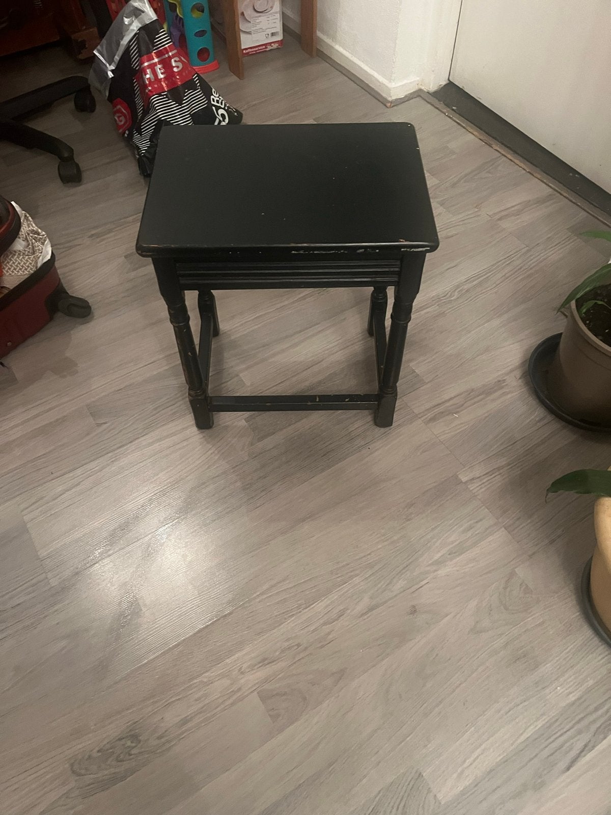 Zwart bijzettafeltje - Vintage stijl, Huis en Inrichting, Tafels | Bijzettafels, Minder dan 45 cm, Minder dan 55 cm, Gebruikt