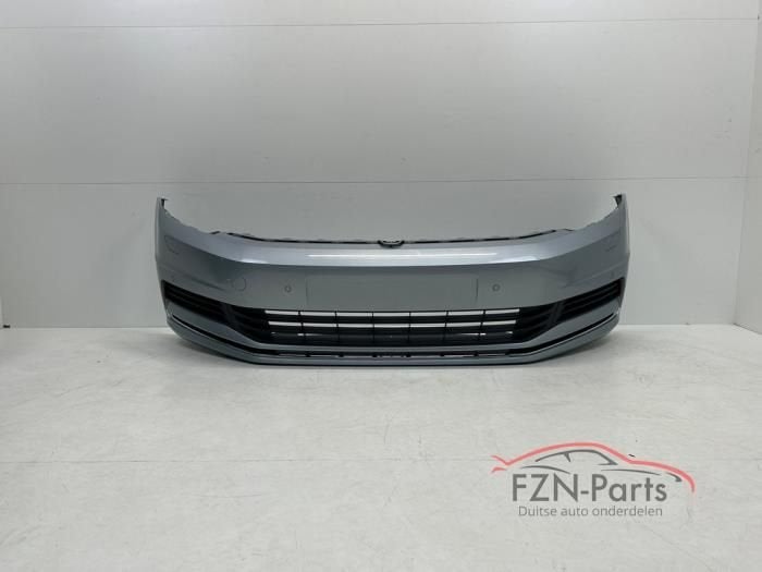 VW Touran 5TA Voorbumper 6PDC KLS LM7P Zilver, Ophalen of Verzenden, Gebruikt, Voor, Bumper