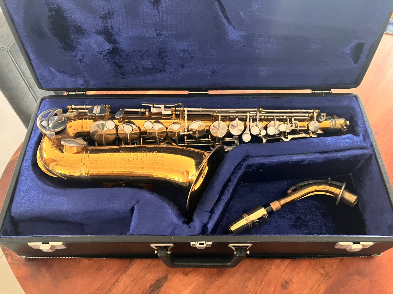 King Cleveland 613 altsaxofoon incl. koffer, Ophalen, Gebruikt, Alt, Met koffer