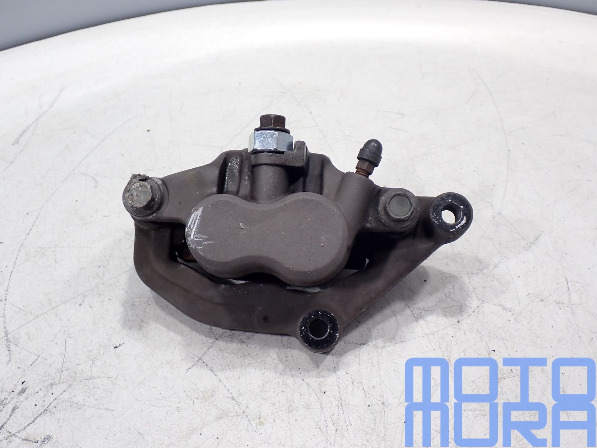 Yamaha FZ6 2004 - 2006 rechter remklauw voorrem voorremklauw, Gebruikt, -, -, Ophalen of Verzenden