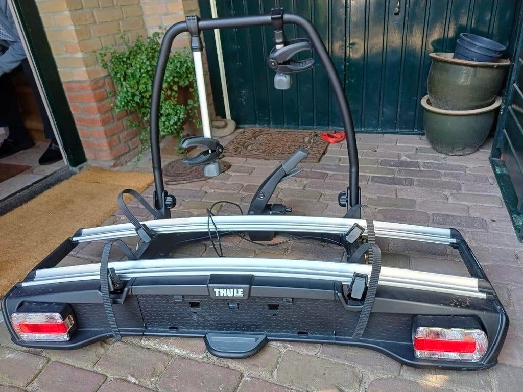 Fietsendrager Thule voor twee e-Bikes, Ophalen, Zo goed als nieuw, Trekhaakdrager