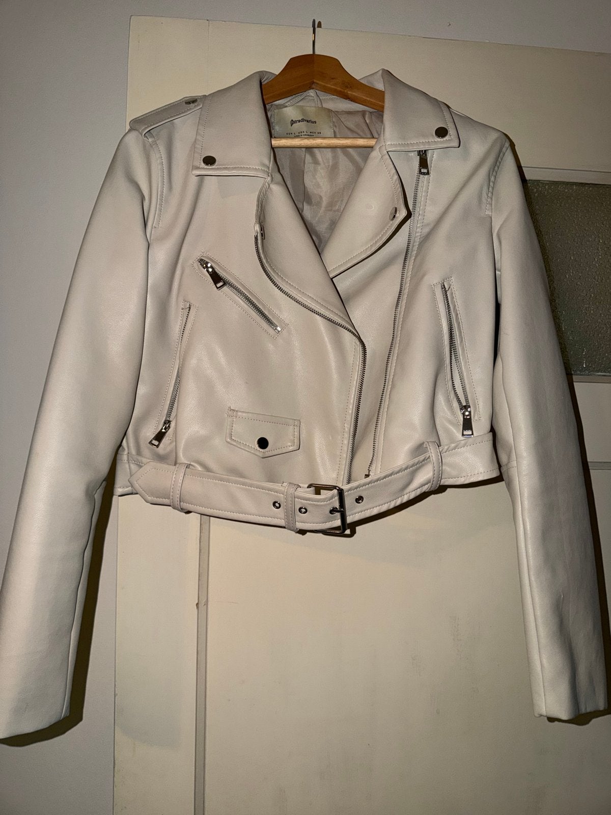 Stradivarius jasje L, Ophalen of Verzenden, Gedragen, Maat 42/44 (L), Beige
