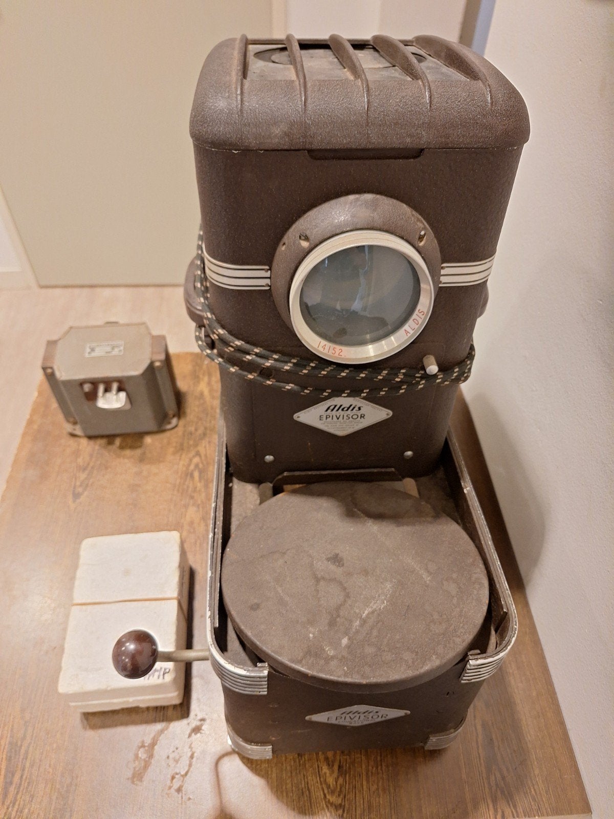 Vintage Aldis Epivisor Projector - Antieke Beamer, Ophalen of Verzenden, Gebruikt, Met scherm