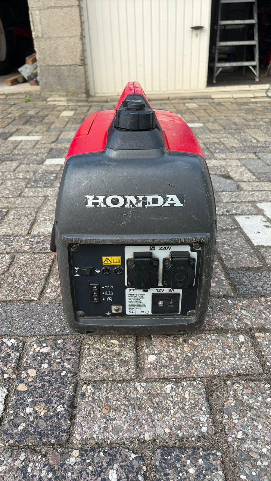 Honda EU20i aggregaat 2000 watt, Ophalen of Verzenden, Zo goed als nieuw, Minder dan 5 kVA, Benzine