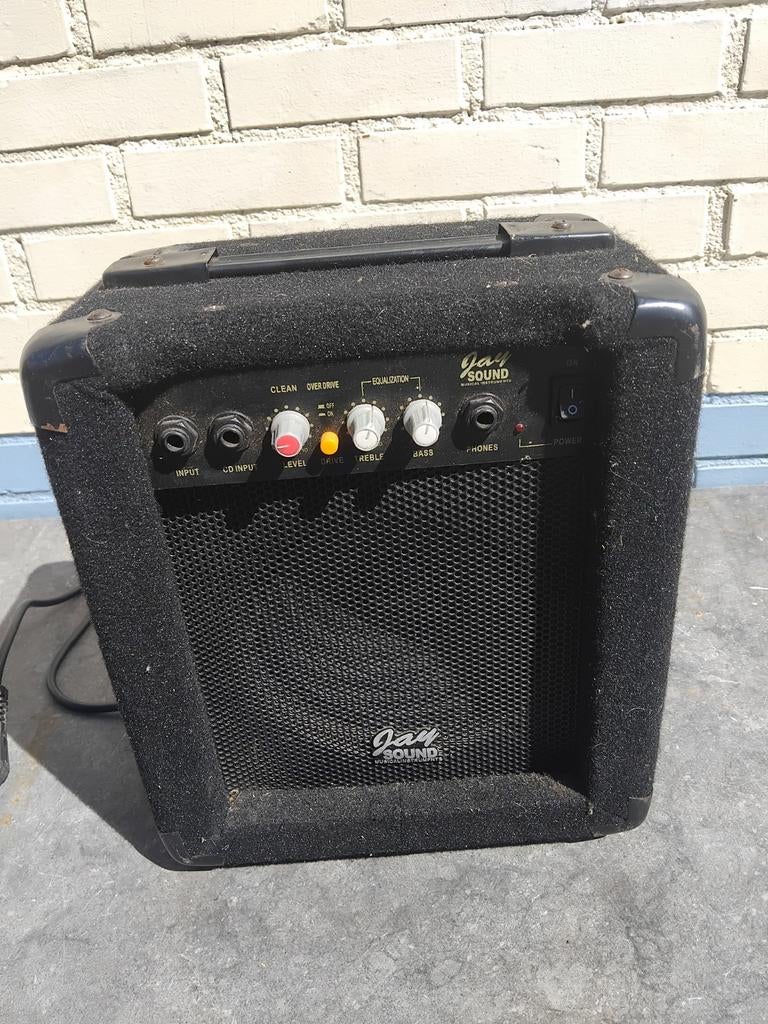 Kleine elektrische gitaarversterker - Jay Sound, Muziek en Instrumenten, Versterkers | Bas en Gitaar, Ophalen of Verzenden, Gebruikt