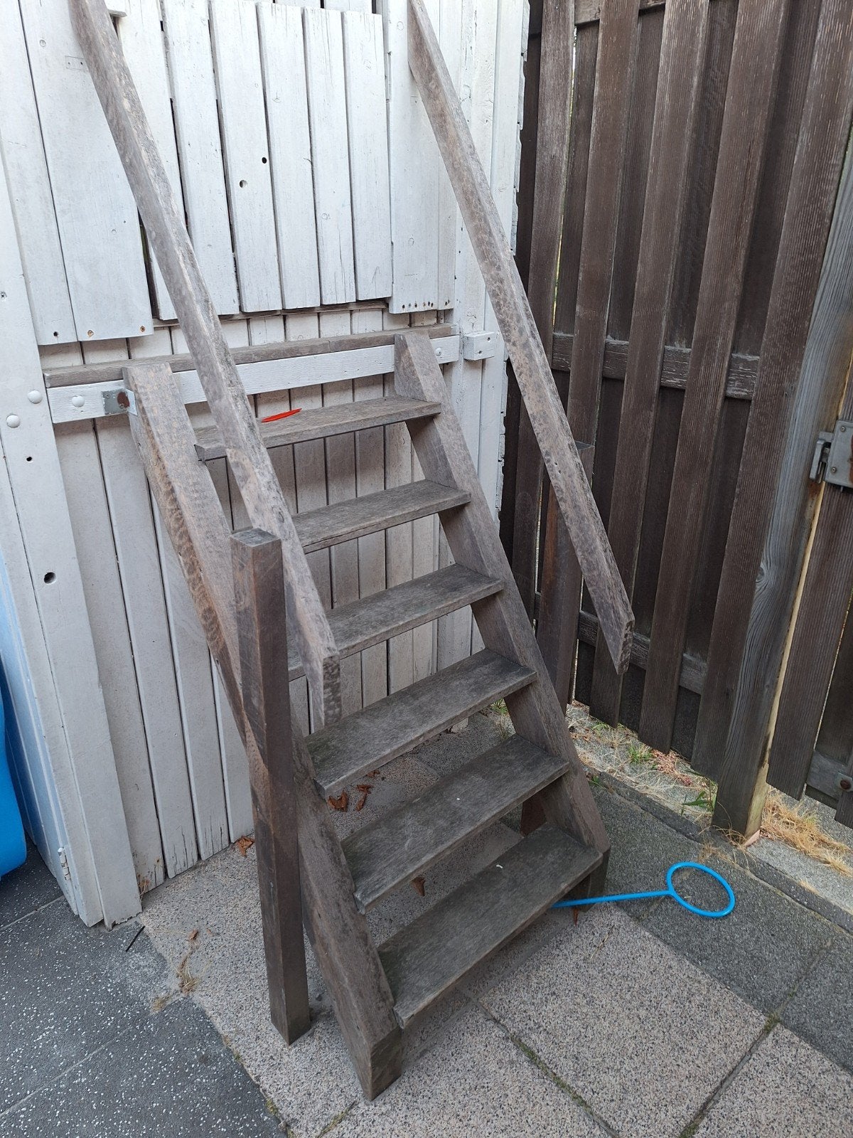 Trap hardhout voor speelhuisje/stijger, Doe-het-zelf en Verbouw, Ladders en Trappen, Ophalen, Gebruikt, Trap, Minder dan 2 meter