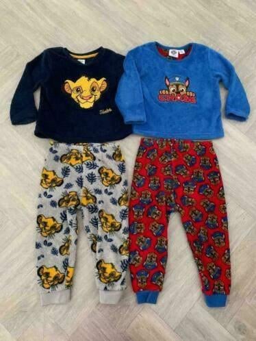 Warme Paw Patrol & Lion King pyjama's, maat 92, Verzenden, Zo goed als nieuw, Jongen, Nacht- of Onderkleding