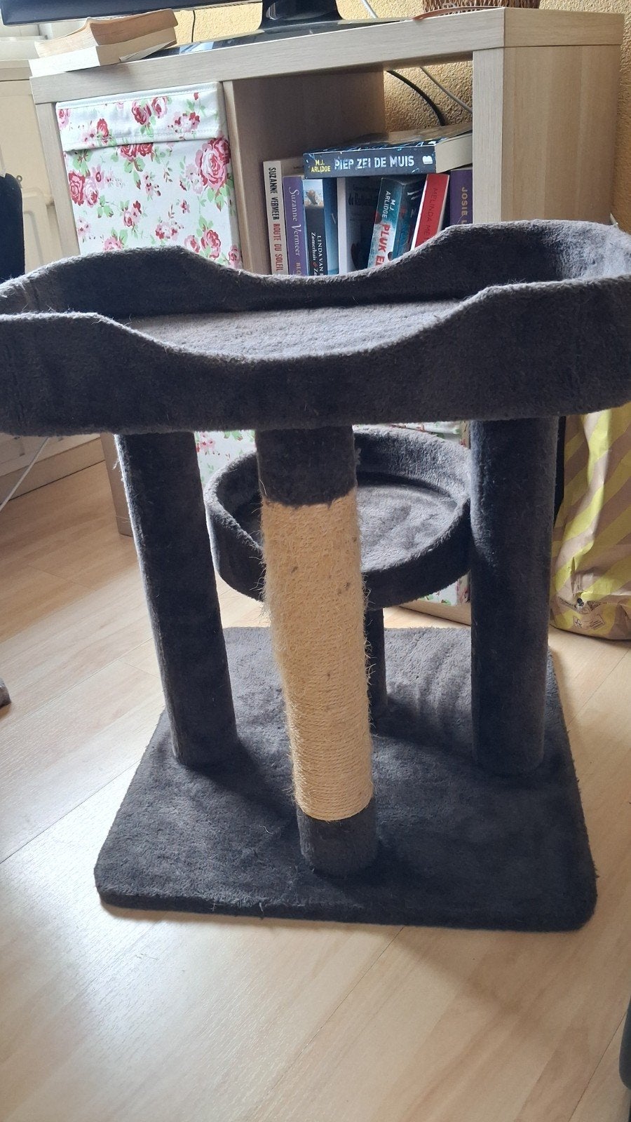 krabpaal, Dieren en Toebehoren, Ophalen, Zo goed als nieuw, Krabpaal