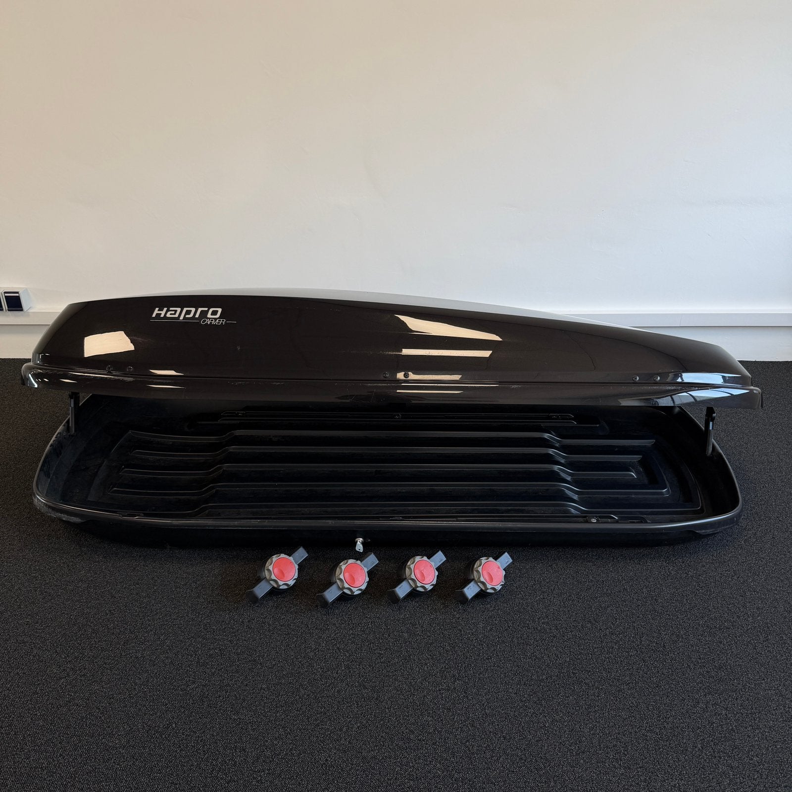 Hapro Carver 8.5 Dakkoffer 530 liter inhoud, Ophalen