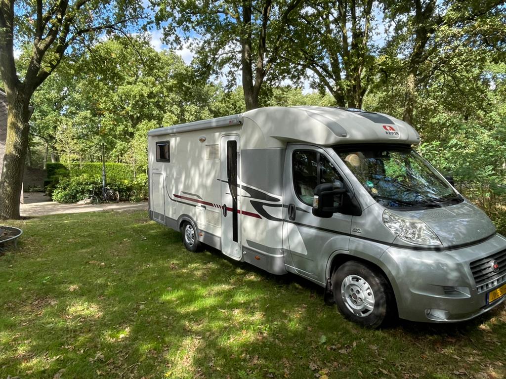 adria coral s670sl levelsysteem lengte bedden, Achteruitrijcamera, Ringverwarming, Fiat, 7 tot 8 meter