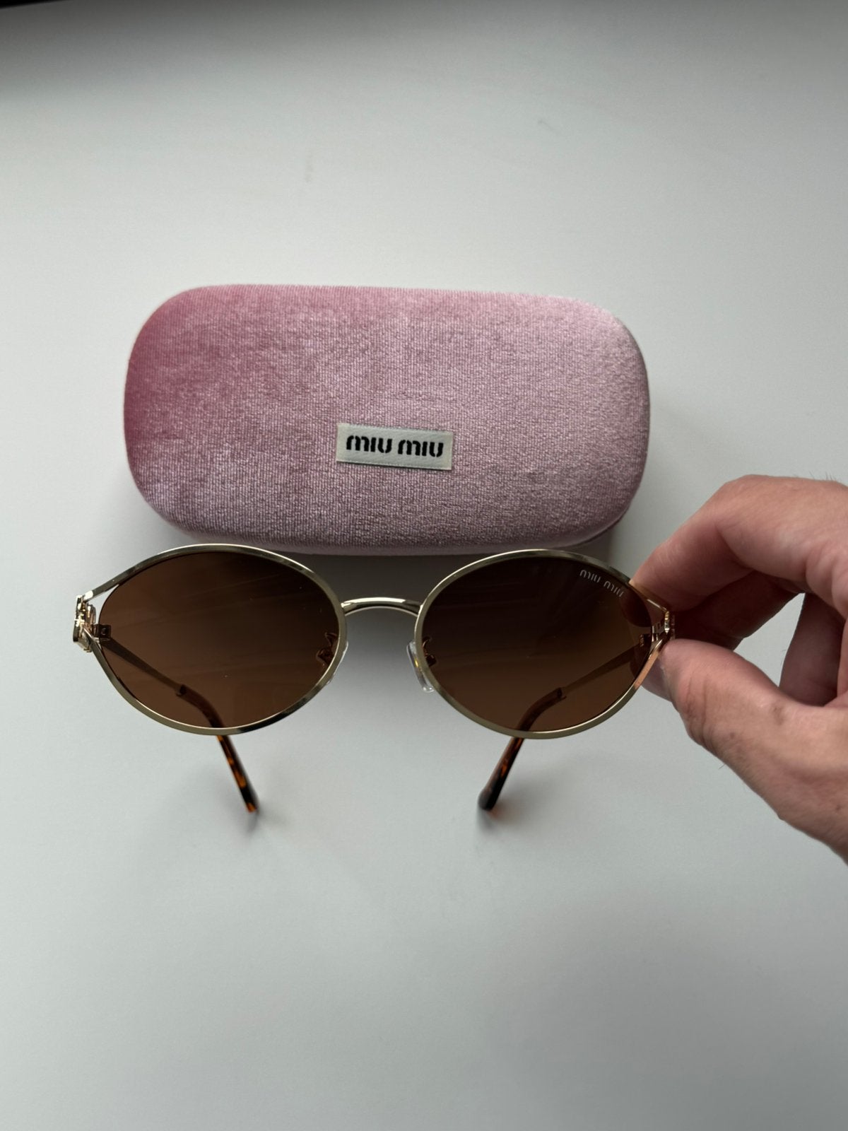 Miu Miu zonnebril, Zonnebril, Bruin, Nieuw, Ophalen