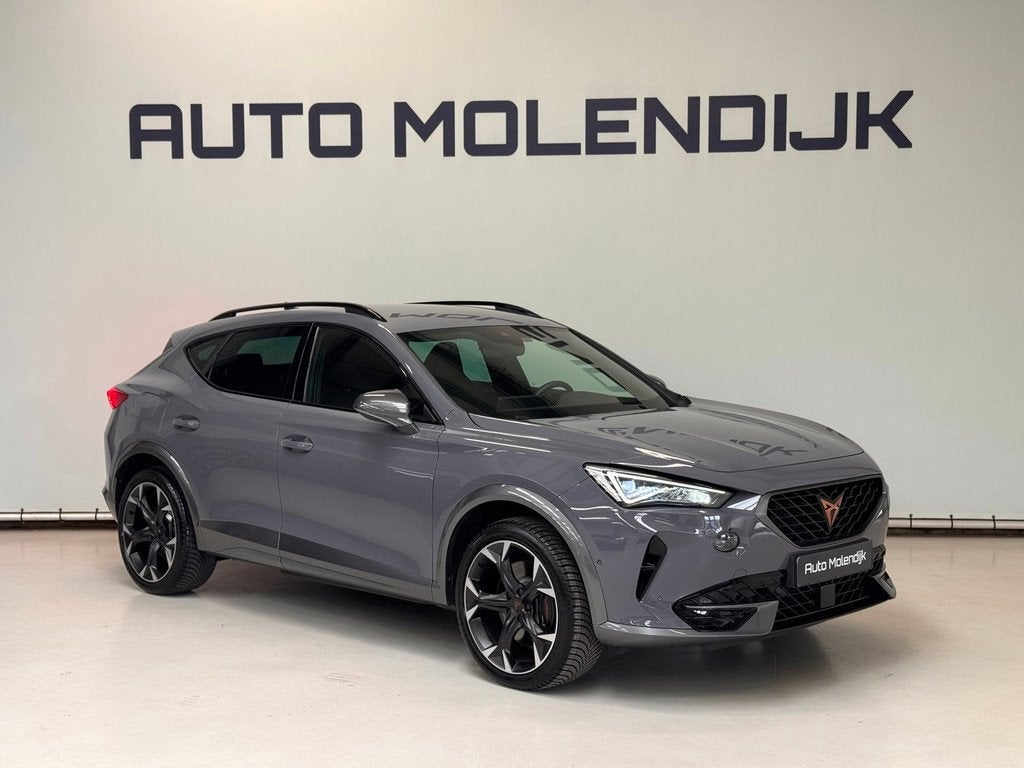 CUPRA Formentor 1.4 e-Hybrid VZ 245 PK Keyless / 19inch / 36, Auto's, Cupra, Gebruikt, Zwart, 4 cilinders, Formentor