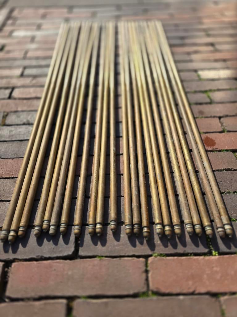 22x antieke lange koperen traploper roeden €6,50 per stuk, Ophalen of Verzenden, Koper