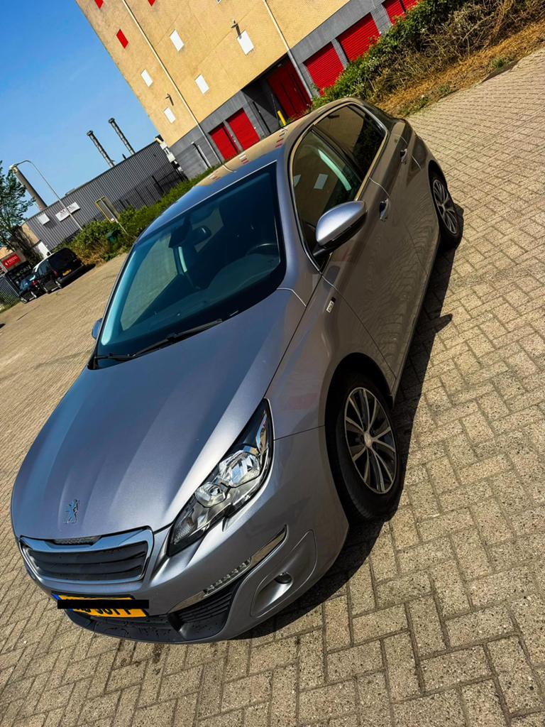 Peugeot 308 1.2E-THP 81/110 5-D 2015 Grijs, Auto's, Peugeot, Voorwielaandrijving, Zwart, 1199 cc, 1055 kg