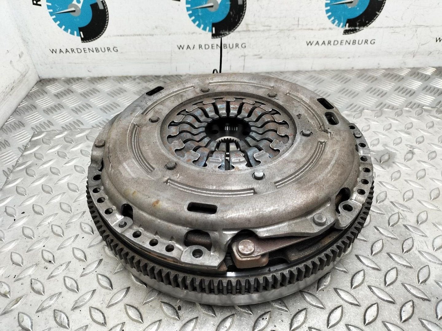 VOLKSWAGEN GOLF VLIEGWIEL / KOPPELING 03L105266CC 2012, Auto-onderdelen, Gebruikt, -, -, Ophalen of Verzenden