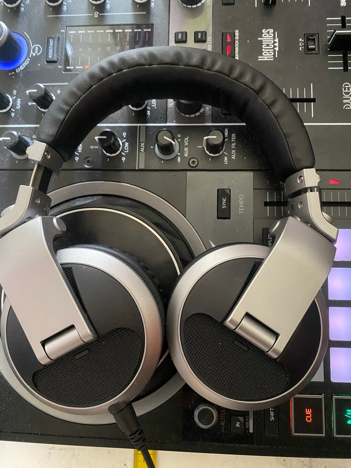 Pioneer HDJ-X5 DJ Koptelefoon - Zo goed als nieuw - Incl bon
