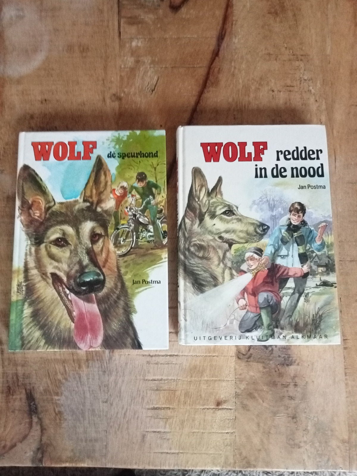 Wolf de Speurhond & Wolf Redder in de Nood - Jan Postma, Boeken, Ophalen of Verzenden, Gelezen, Jan Postma, Fictie