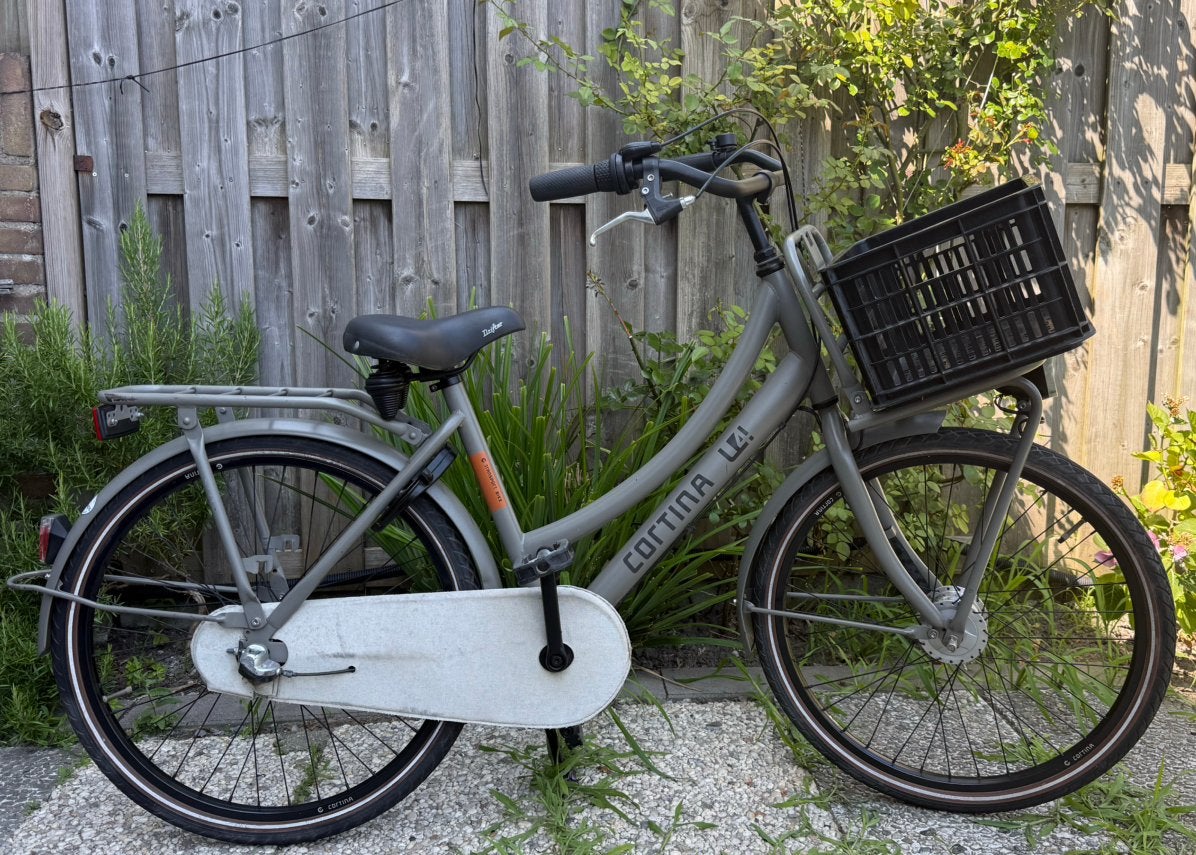 Cortina U4 24 inch met 4 versnellingen en handrem, Fietsen en Brommers, Fietsen | Meisjes, Ophalen, Zo goed als nieuw, Handrem