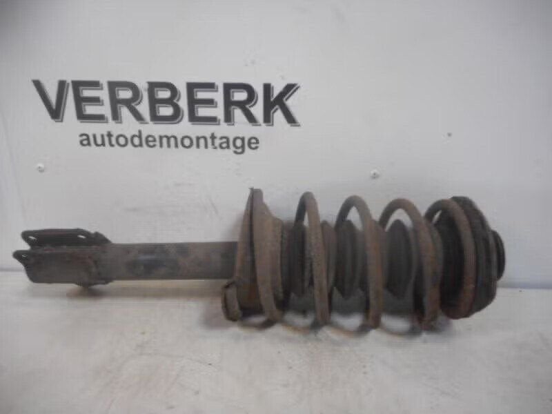 SCHOKBREKER RECHTS VOOR Volvo 440 (01-1988/12-1996), Gebruikt, Info@volvocars.com, Ophalen of Verzenden, Volvo