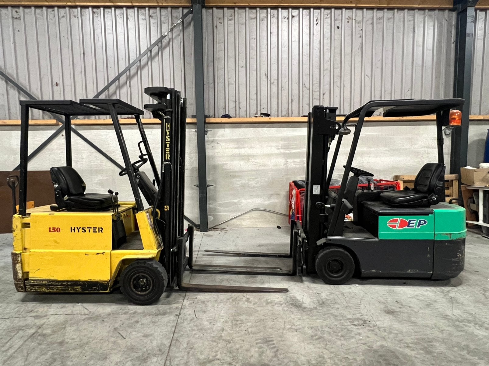 2 Elektrische heftrucks Hyster + Steinbock incl. lader, Zakelijke goederen, Machines en Bouw | Heftrucks en Intern transport, 1000 tot 2000 kg