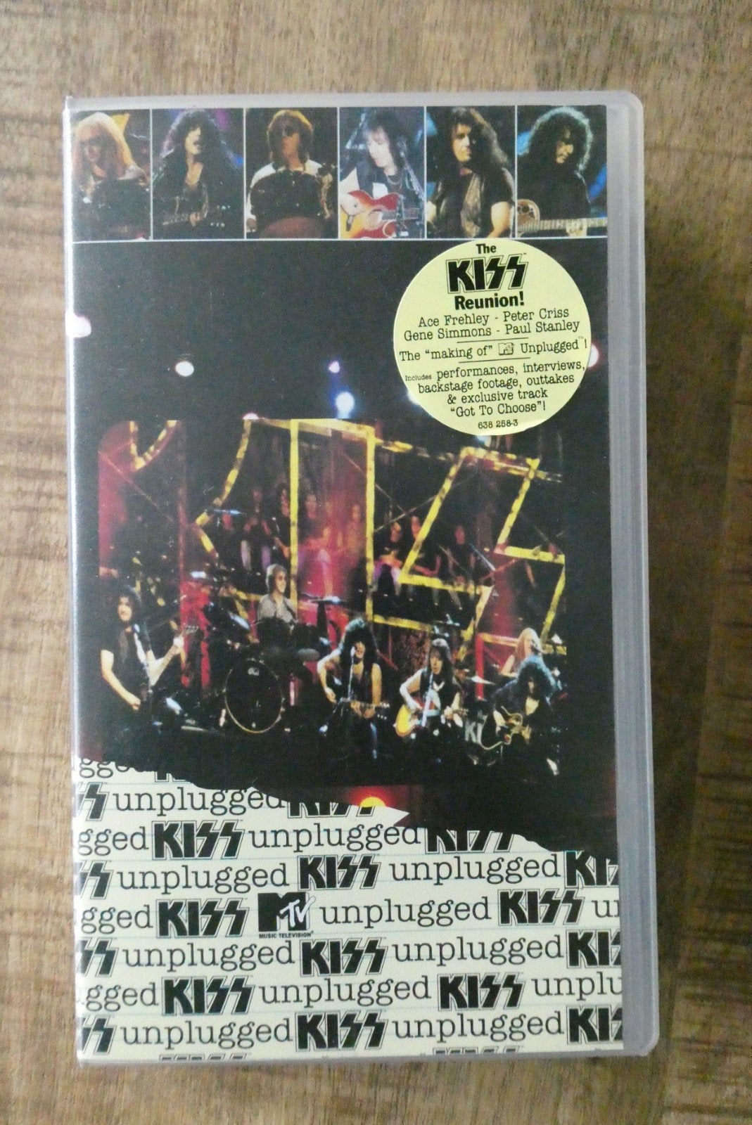 KISS 2x VHS - KISS My A** en Unplugged, Engels, Alle leeftijden, Muziek en Concerten, Ophalen of Verzenden