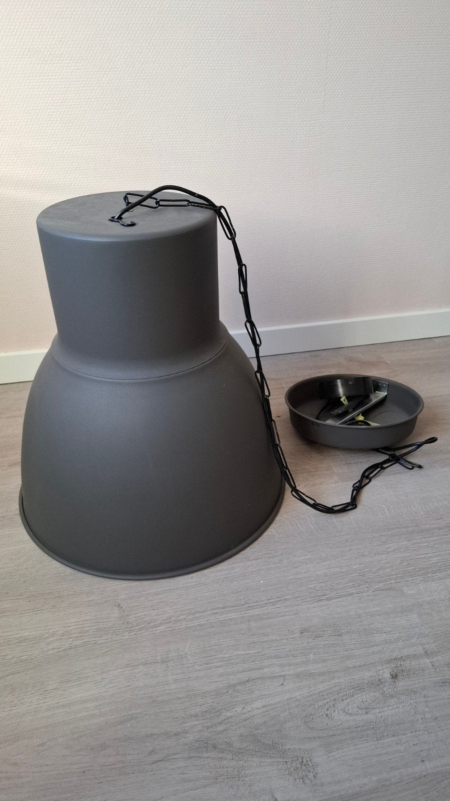 Donkergrijze industriële hanglamp, Ophalen, Gebruikt, E27 (groot), Metaal