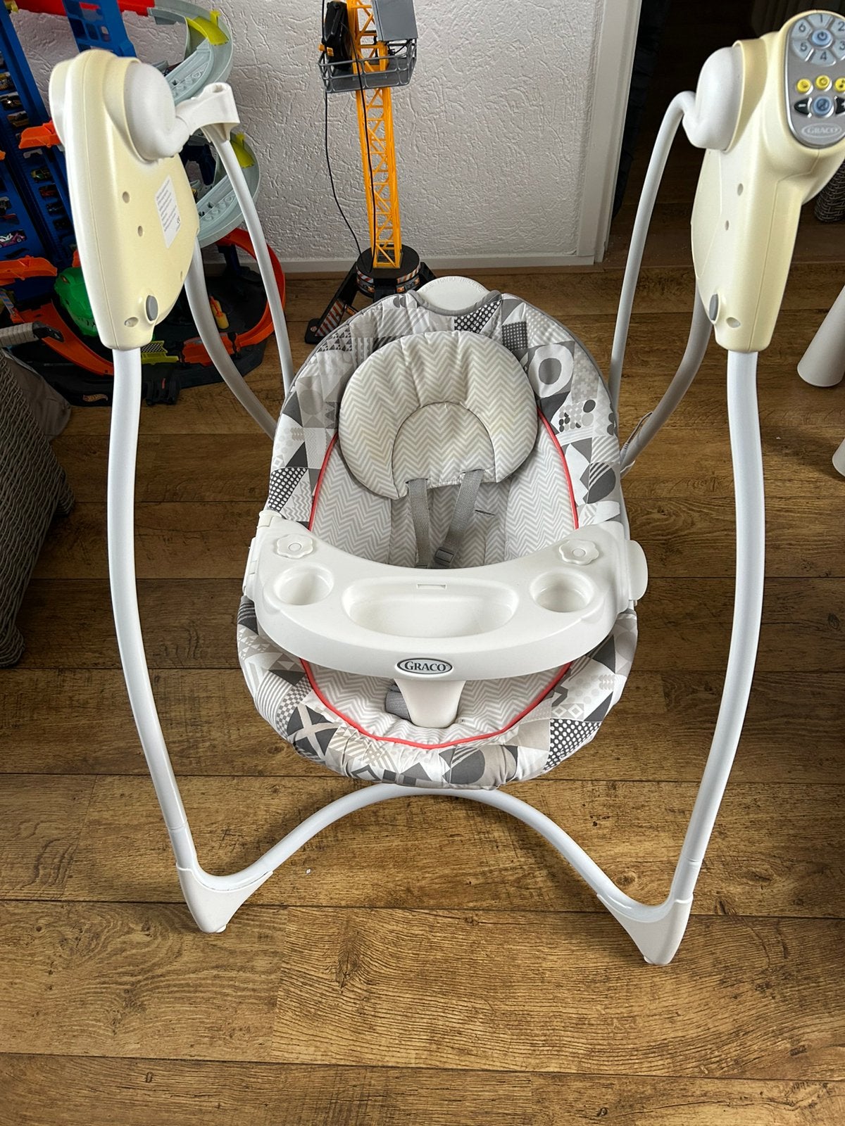 Graco schommelstoel, Kinderen en Baby's, Wipstoeltjes, Gebruikt, Schommelstoel, Met gordel(s) of riempje(s), Ophalen