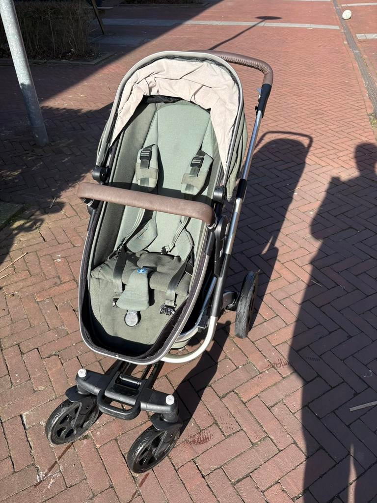 Joolz Geo2 Marvellous Green Kinderwagen met zeer veel extras, Zo goed als nieuw, Verstelbare duwstang, Ophalen, Kinderwagen