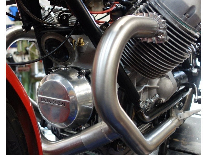 GEZOCHT Moto Guzzi dynamodeksel aluminium, Motoren, Ophalen of Verzenden