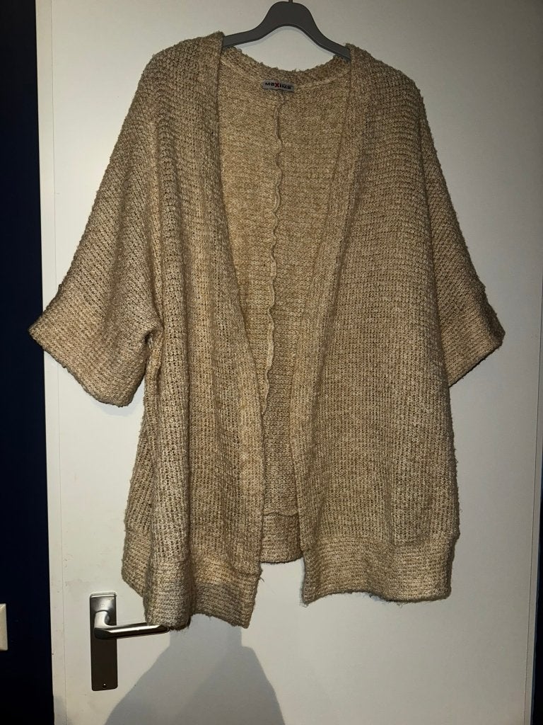 Beige vest 54 56? Gehaakt, Verzenden, Gedragen, Beige, Trui of Vest