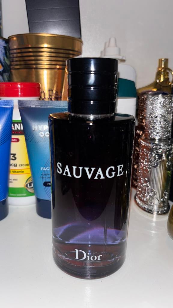 Dior Sauvage Eau de Toilette 200ml - Zo goed als nieuw, Sieraden, Tassen en Uiterlijk, Uiterlijk | Parfum, Ophalen of Verzenden