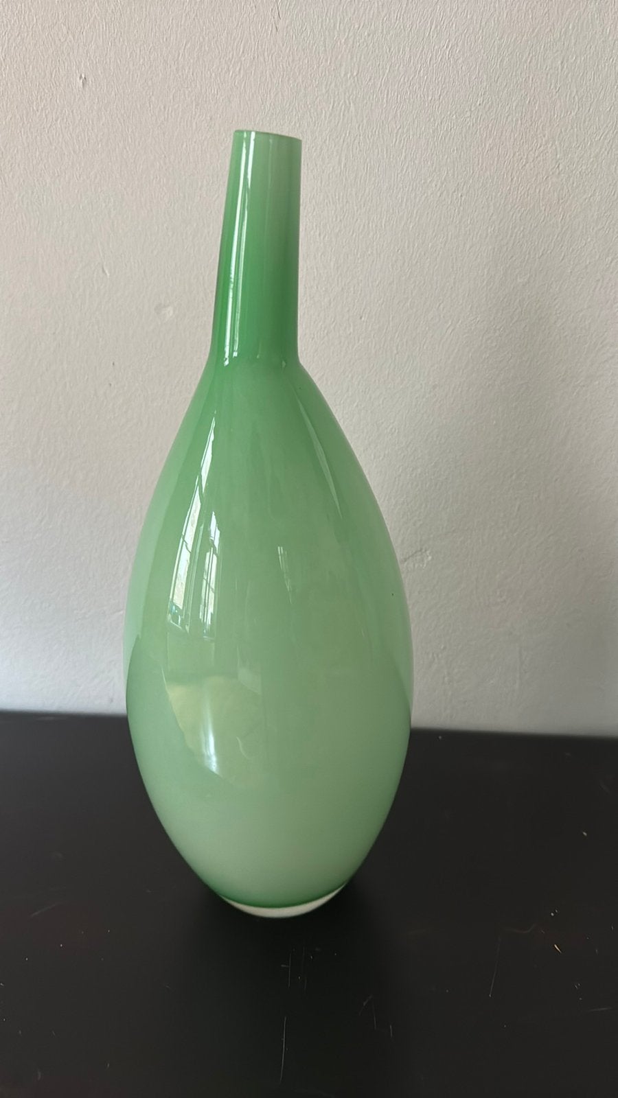 Prachtige tweekleurige vaas in de kleuren pastelgroen, Huis en Inrichting, Ophalen, Zo goed als nieuw, Meerkleurig, Glas