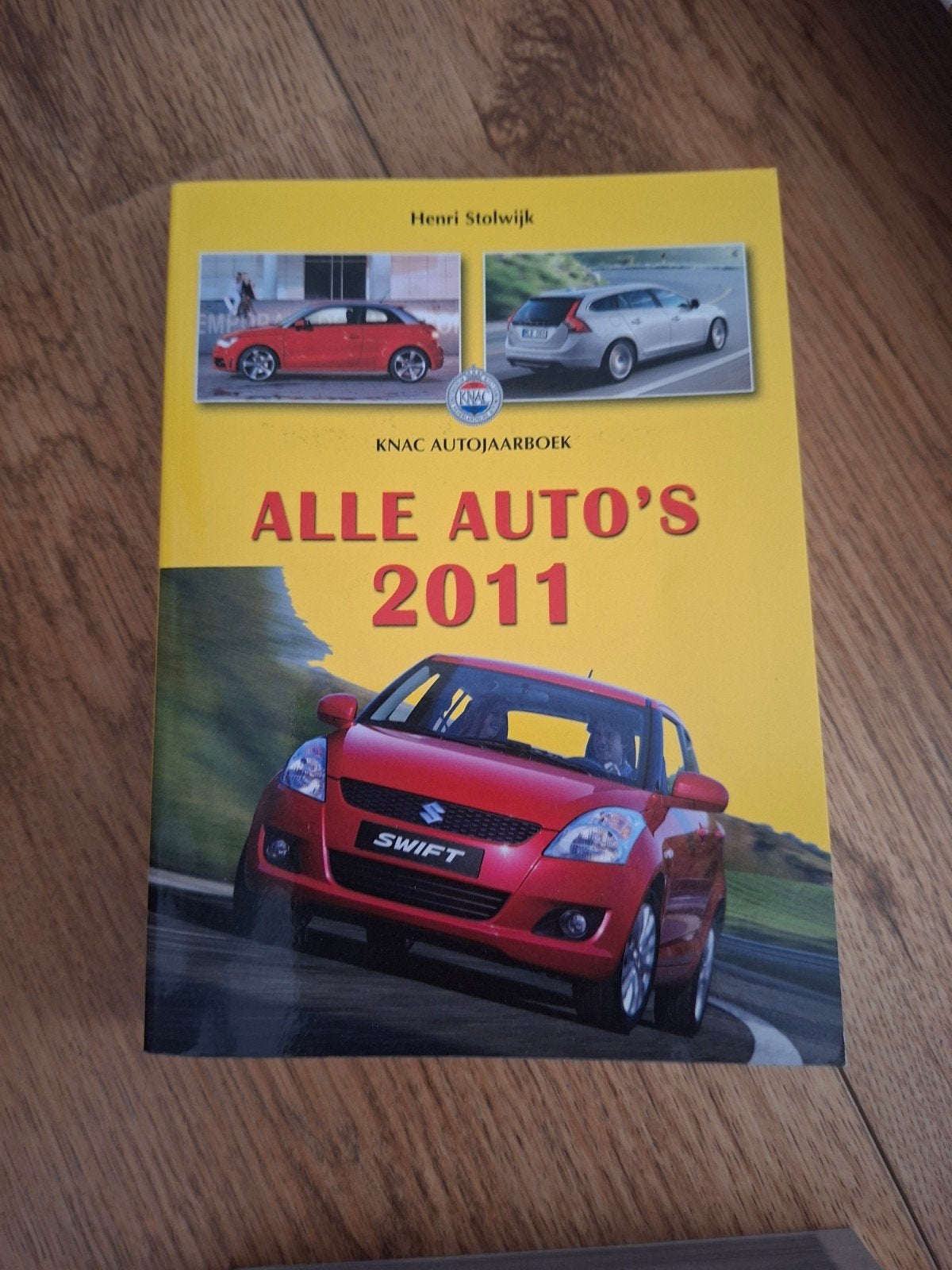 KNAK Autojaarboek Alle Auto's 2011 - Henri Stolwijk, Boeken, Ophalen of Verzenden, Zo goed als nieuw, Algemeen, Henri Stolwijk