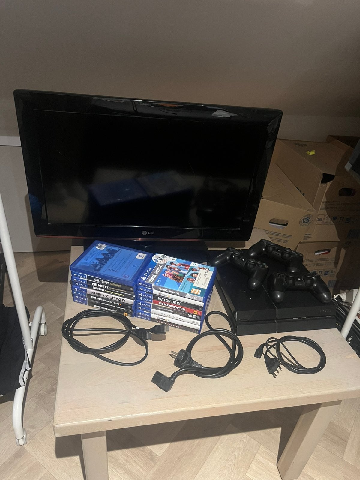 Playstation 4, Ophalen, Met 3 controllers of meer, Slim, Gebruikt