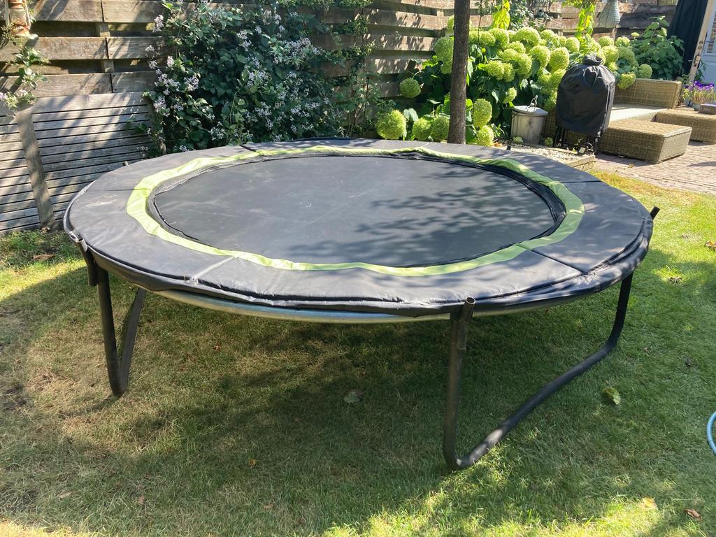 EXIT Silhouette Trampoline 244 cm, Ophalen, Gebruikt