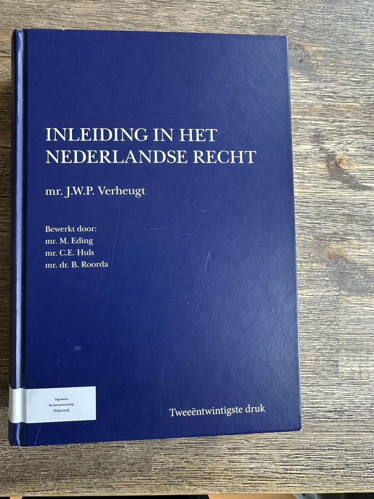 Inleiding in het Nederlandse Recht - mr. J.W.P. Verheugt, Ophalen of Verzenden, Gamma, Gelezen, WO